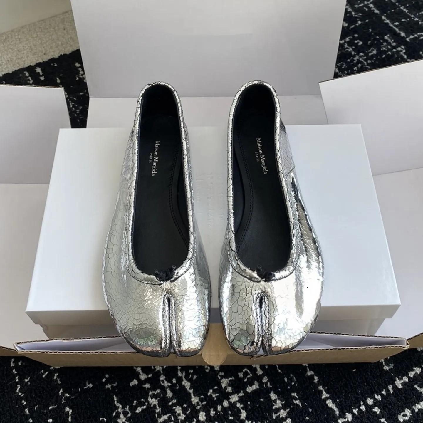 shoe flat loafer Designer Luxury tabi leather split toe black ballet mary jane woman slip ons low profile classic fashion genuine quality brand box