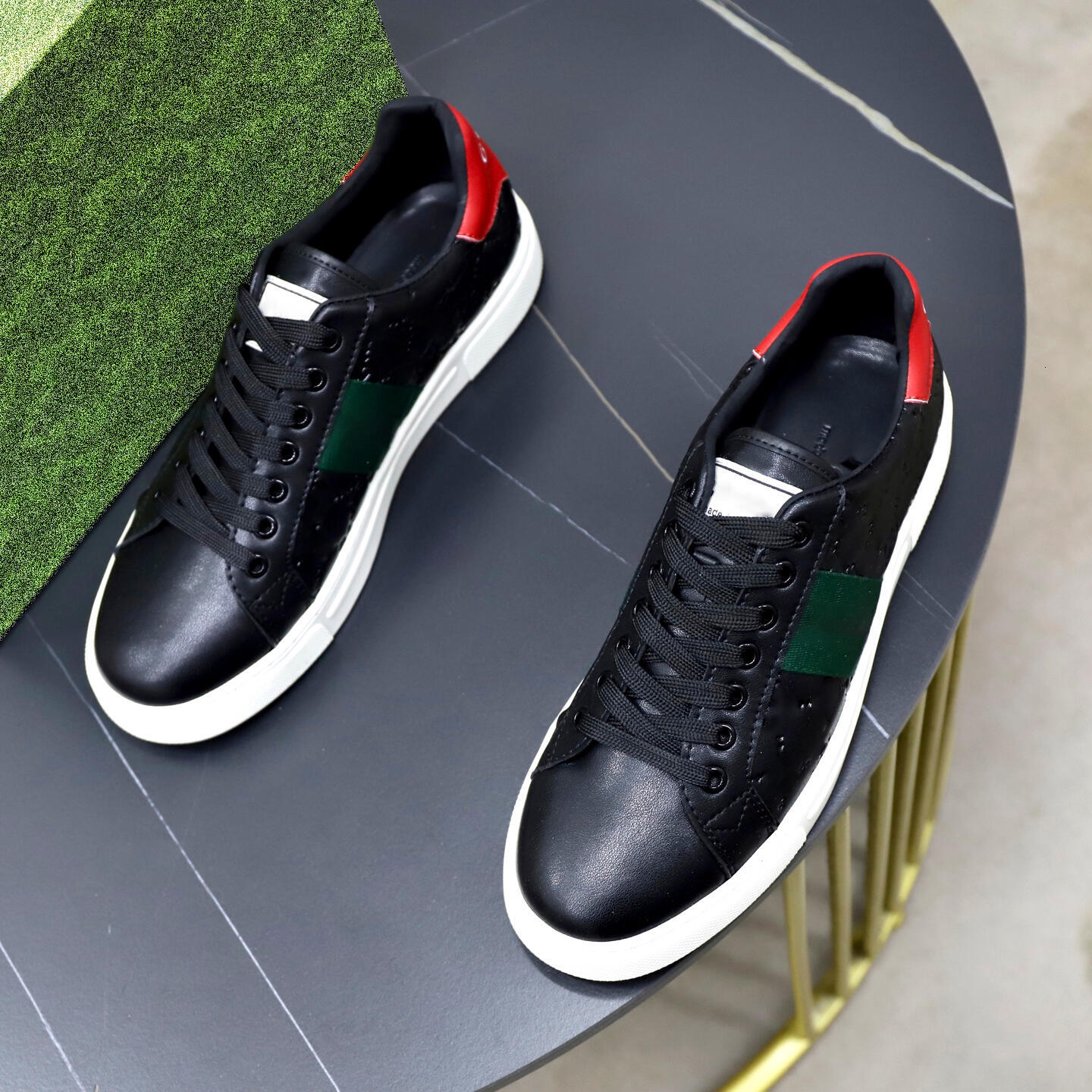 High quality loafers trainer Designer casual shoe Spring Summer Flat sneakers Classis Leather basketball Outdoor Walking shoes Men run luxurys golf