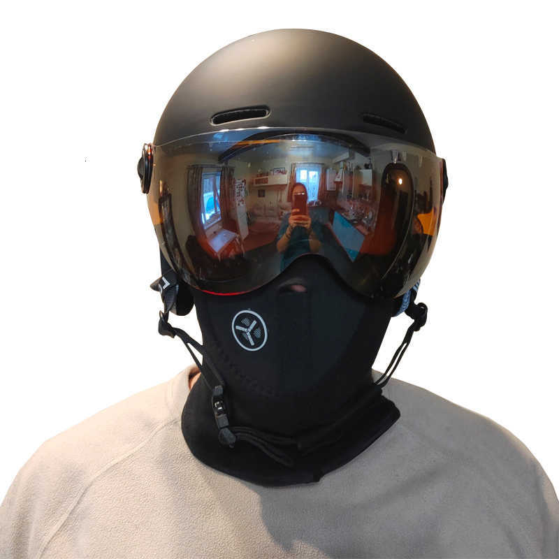 Upgrade LOCLE Ski Ski Helmets Helmet With Visor In-Mold Winter Sports Snowmobile Helmet Skiing Helmet Ski Snowboard Helmet With Goggles D260919