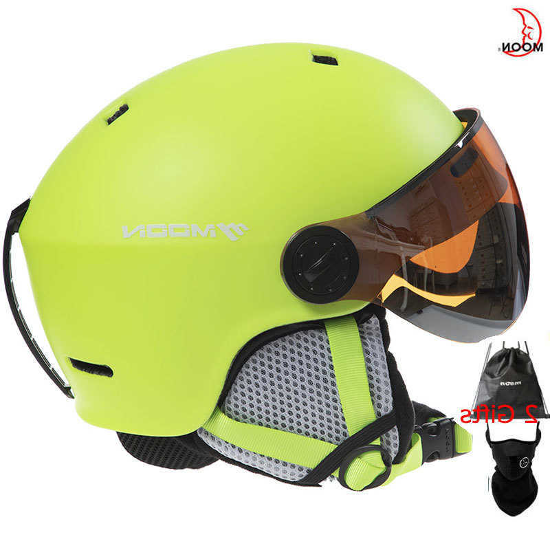 Ski Helmets MOON Skiing Helmet with Goggles Integrally-Molded PC+EPS High-Quality Ski Helmet Outdoor Sports Ski Snowboard Skateboard Helmets D260919