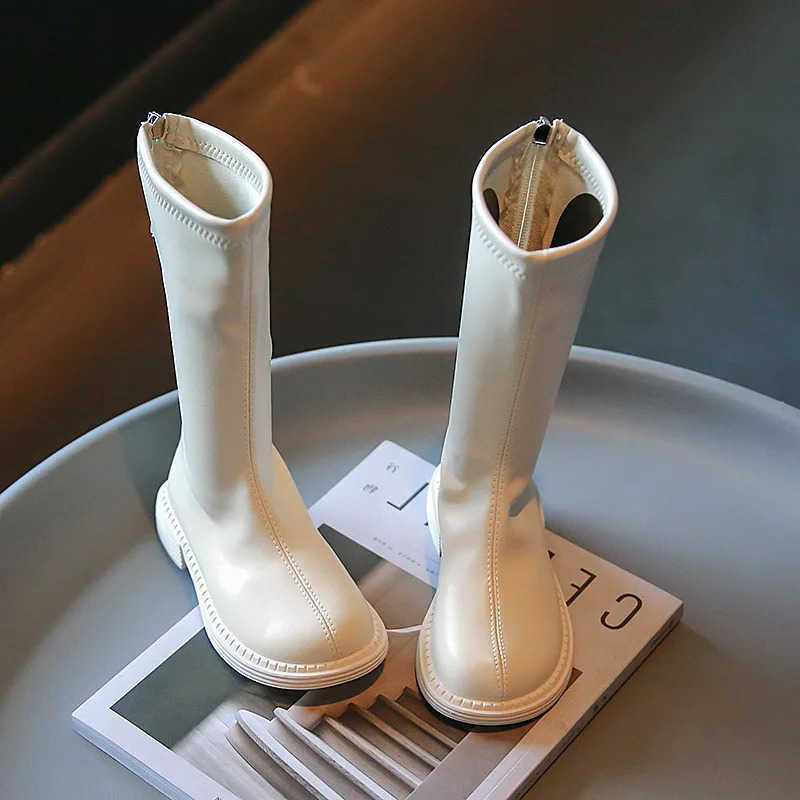 Botas altas Botas para niñas 2023 Otoño y primavera nuevos zapatos de cuero de pasarela de princesa de estilo japonés moda infantil Simple antidesli