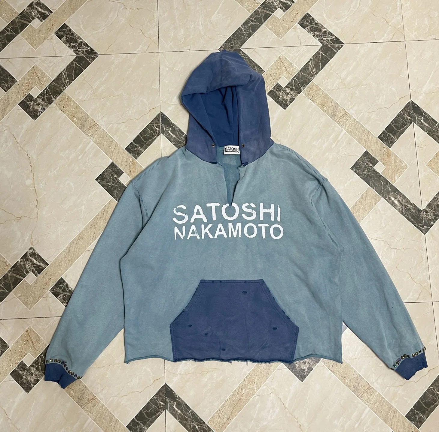 26Fw Washed Purple Hoodie Satoshi Nakamoto Printed Rhinestone Riveted Cuffs Cotton High Street Pullover Men Women Sweatshirt Vintage Washed Distress
