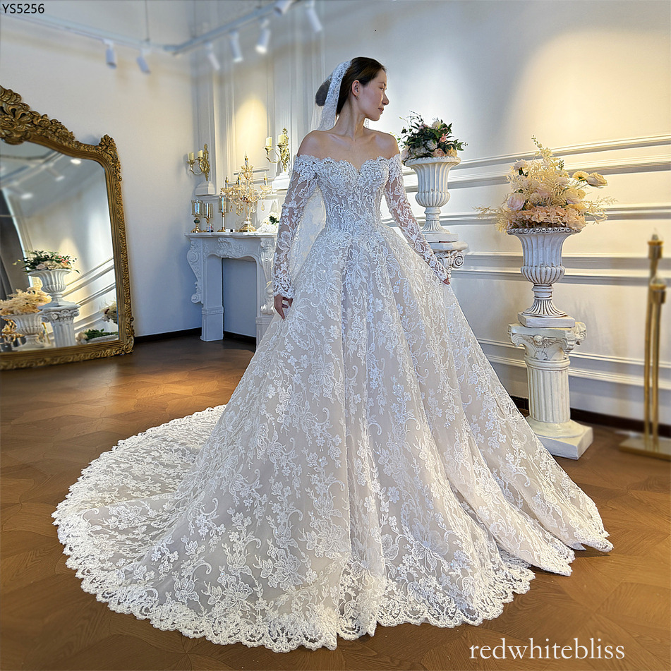 Luxurious Full Lace A Line Wedding Dresses Elegant Off The Shoulder Long Sleeves Corset Long Train Bridal Gowns Plus Size Custom Made Robes 917