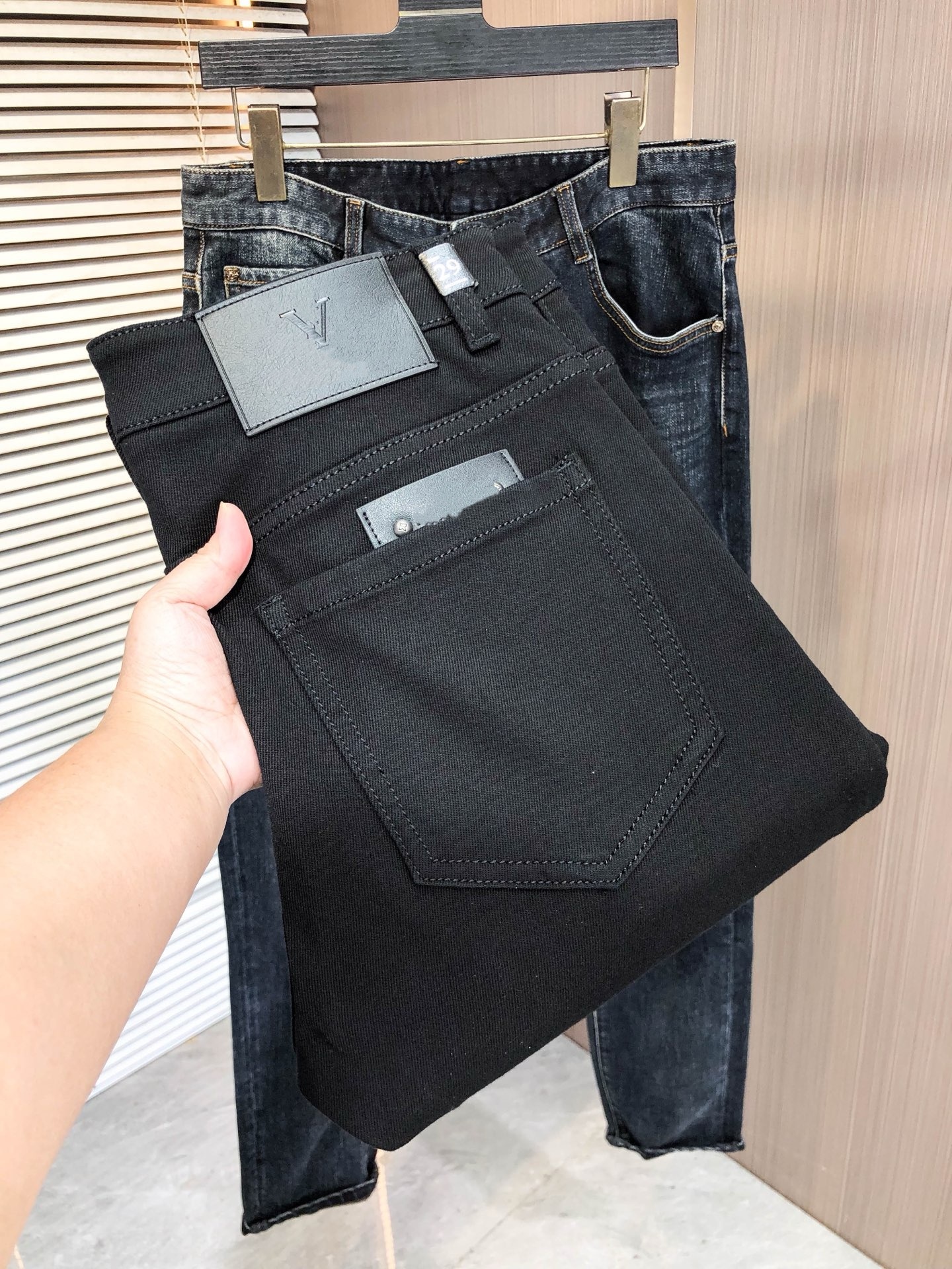 Men's Jeans designer jeans clothing line features jeans with retro street style design. offers sporty motorcycle jeans casual luxurious jean O3