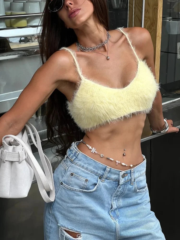 Tossy Crop Top Women Camisole Spaghetti Strap Scoop Neck Fuzzy Knit Party Club Sleeveless Slim Fit Spring Summer Y2K Casual Top 260918