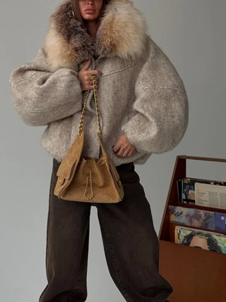 Winter Fashion Faux Fur Collar Woolen Coat Women Vintage Thick Hooded Long Sleeve Oversized Warm Jacket Lady High Streetwear 260920