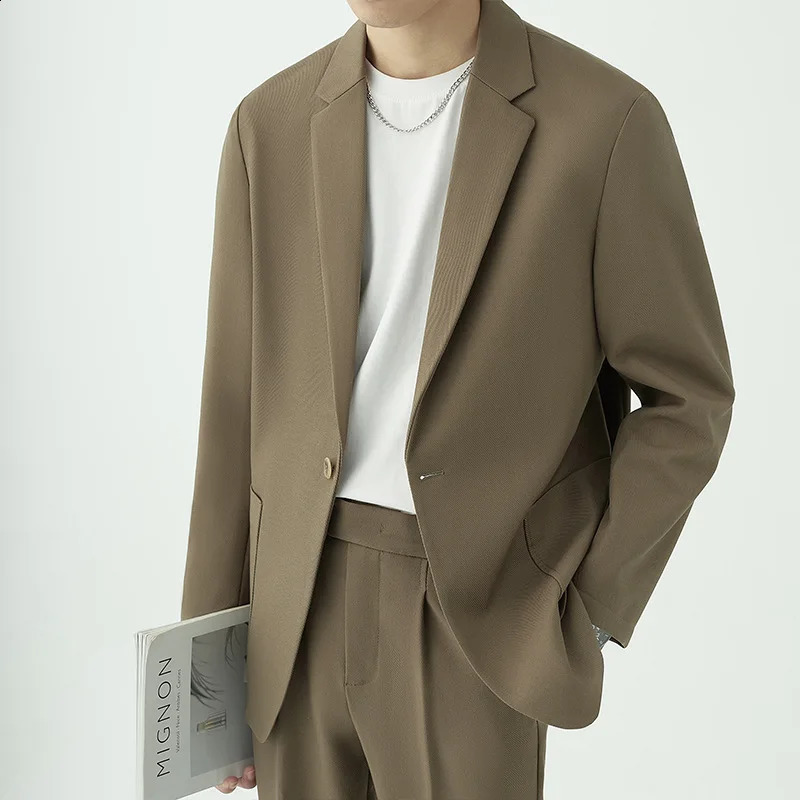 Suits Men's Fashionable Banquet Solidcolor Dance Host Casual Wedding Dress Performance Koreanstyle Rugged Smart Suit 260918