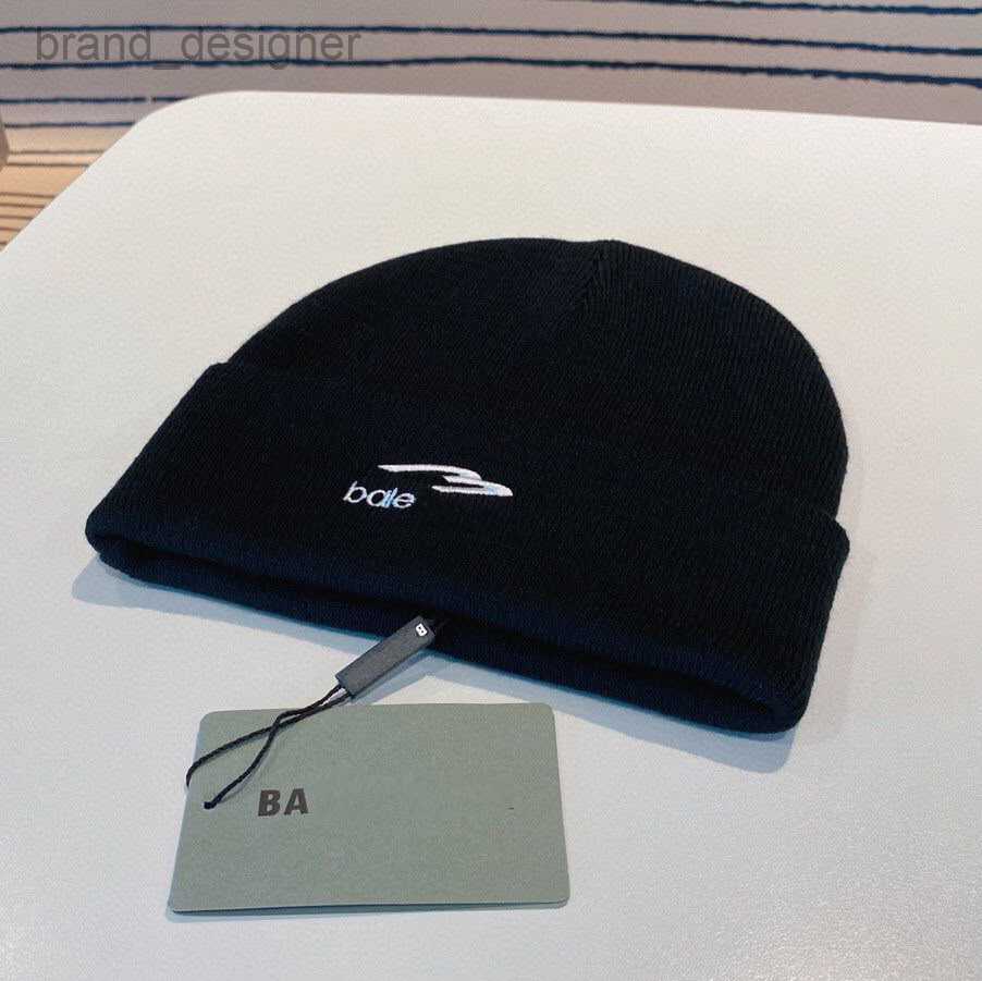 Beanie Designer Caps Winter Hats for Women Men Fashion Letters Beanie Knitted Hat Skull Caps Outdoor Fashion Travel Hats Keep Warm