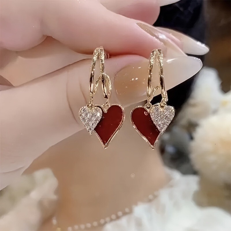 New High-End Red Fashionable Elegant Silver Needle Studs Peach Heart Earrings For Women