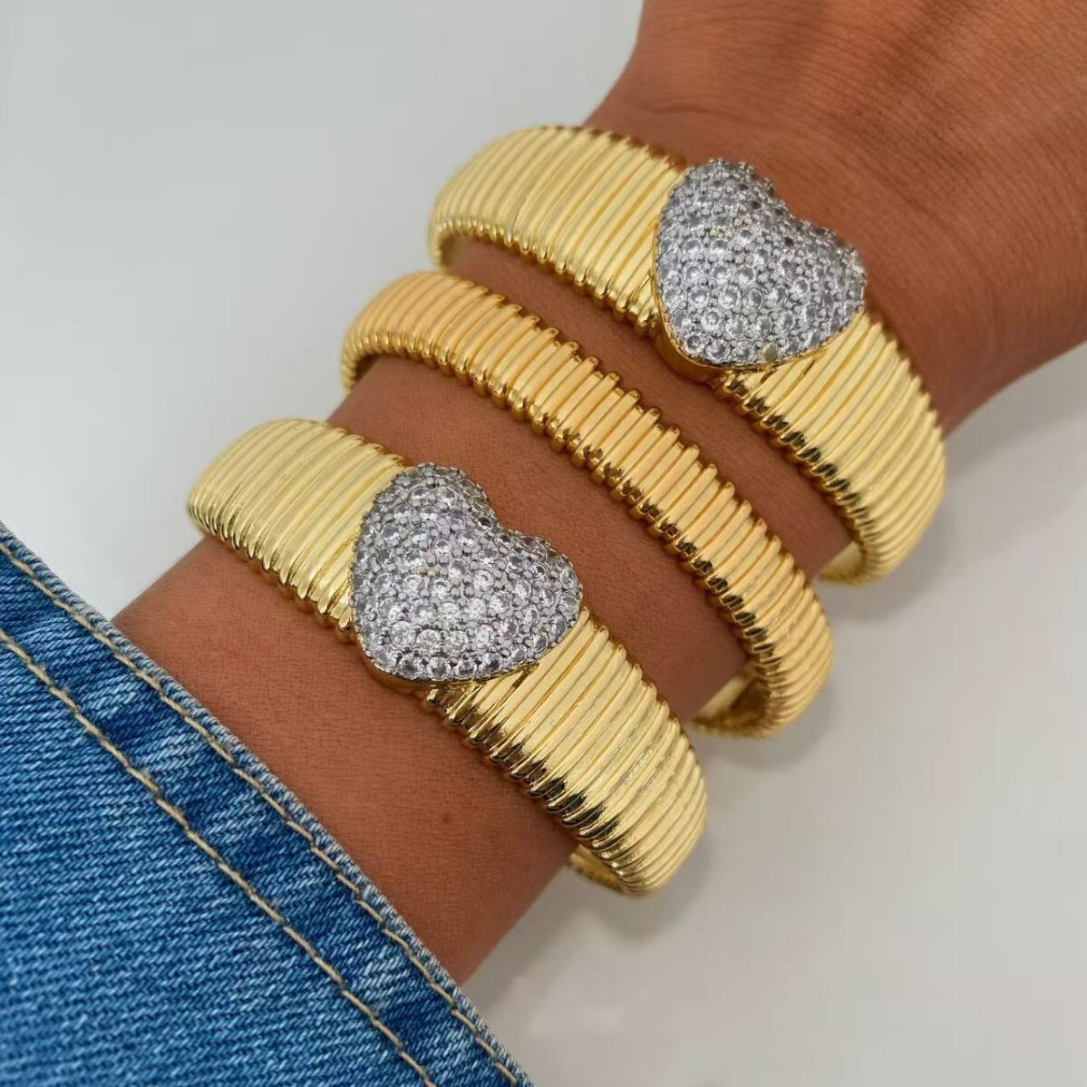 Luxurious Designer European Minimalist Spiral Heart Diamond Bracelet And Ring Set - 18K Gold Plated, Heavy-duty Opening, Versatile Two-piece Set