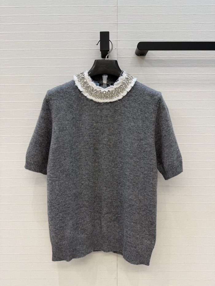 2026 Autumn Grey Contrast Color Knitted Panelled Knits Tees Short Sleeve Round Neck Rhinestone Pullover Style Tees WS6S20 Haute Couture Check Size C
