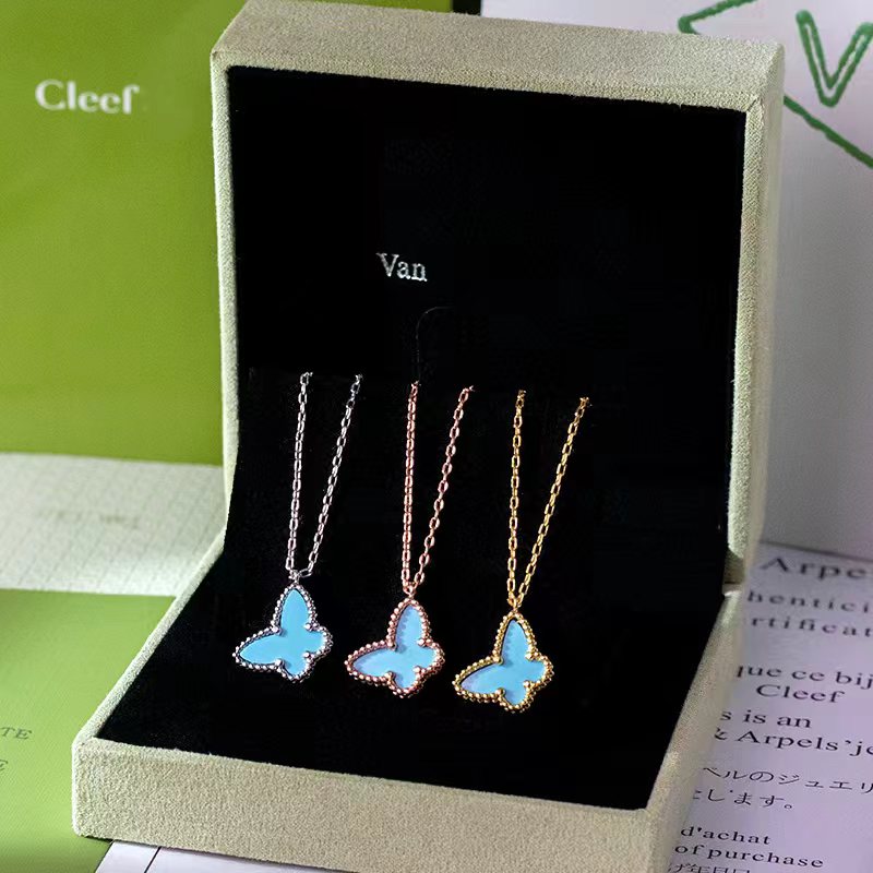 New Brand Clover Necklace Fashion Small Butterfly Pendant Necklace High Quality Stainless Steel Mother Shell Women's Necklace Designer