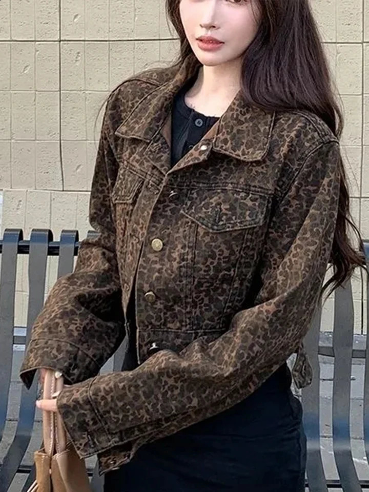 Zoki Y2K Cropped Leopard Denim Jacket Women Vintage Streetwear Long Sleeve Slim Short Coat American Harajuku Female Hip Hop Tops 260918