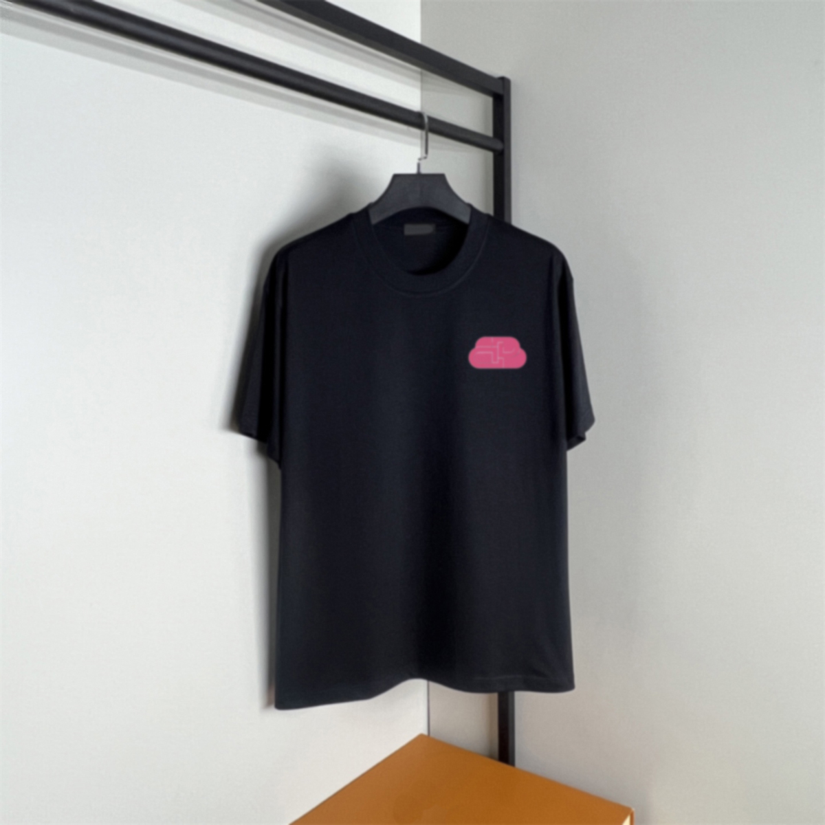 Spring new style hort-sleeved T shirt round neck cotton fabric women's and men's high-quality T-shirt Color black white Size s-2xl 6918q5