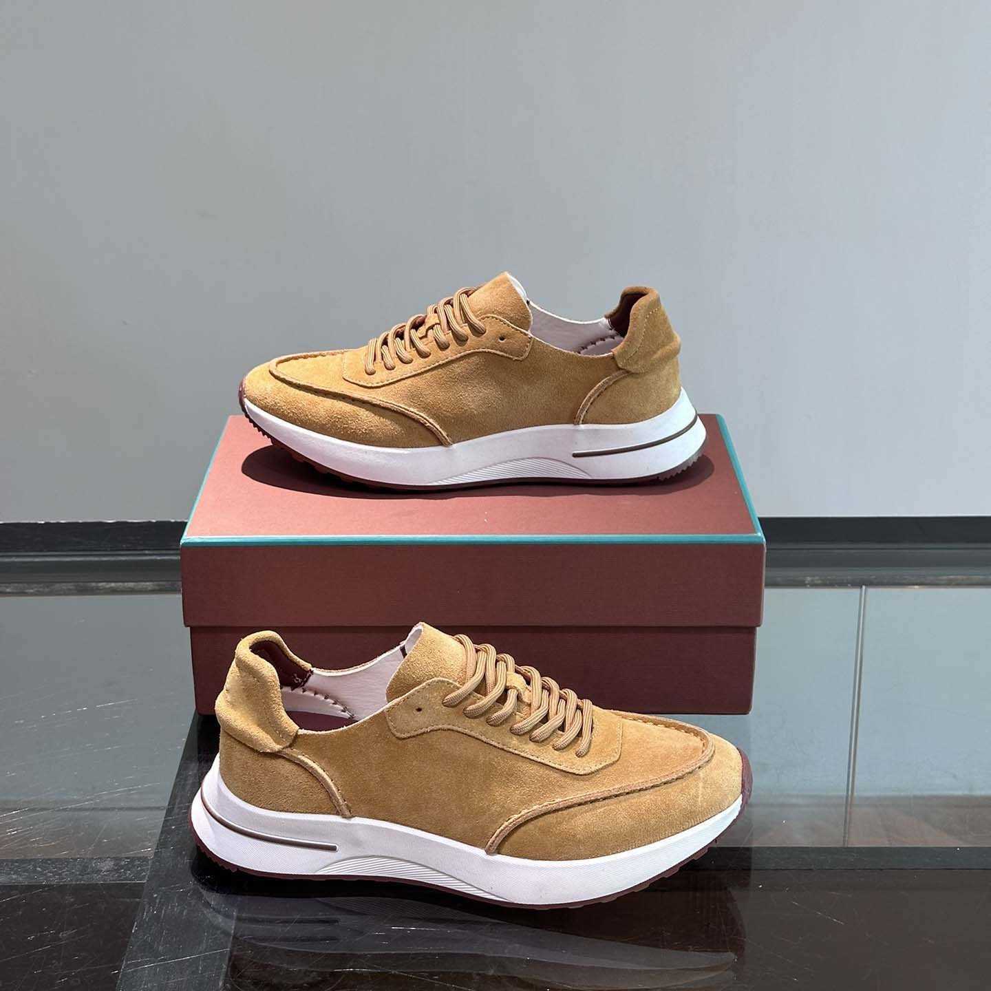 Casual Shoes Spring and Autumn Faux Suede Leather Casual Men's Shoes Comfortable Versatile Lightweight Round Toe Lace-up Running Shoes