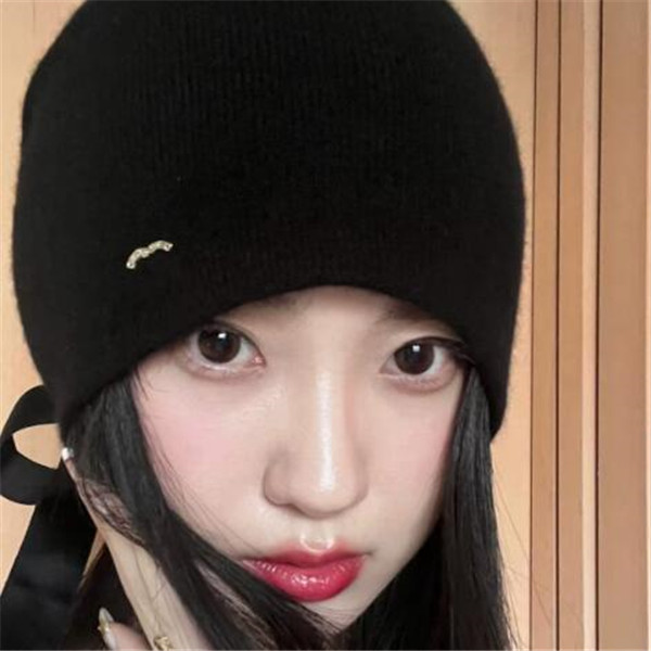 Chic Bowknot Hat Designer Winter Beanie New Wool Knitted Woolen Skull Cap Fashionable Versatile Double-Sided Outdoor Warm Street Fashion Wear