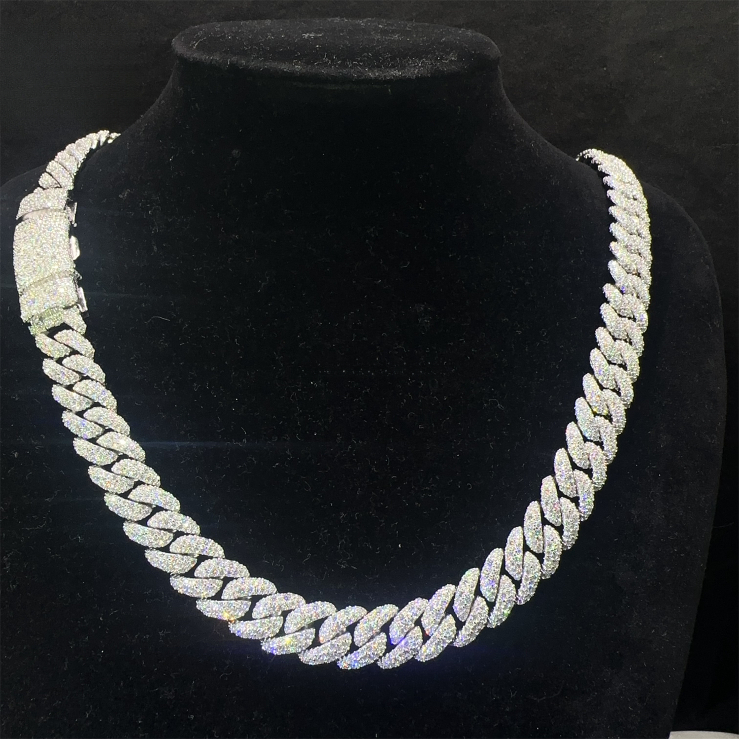 12mm wide diamond tester, GRA certified, 925 sterling silver inlay, ice crystal VVS1 moissanite Miami Cuban chain