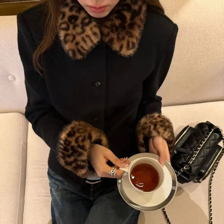 Ladies Coat Jacket Spring Autumn Short Jackets Korean Leopard Print Fur Collar Besign With Single Breasted Buckle Coats 260920