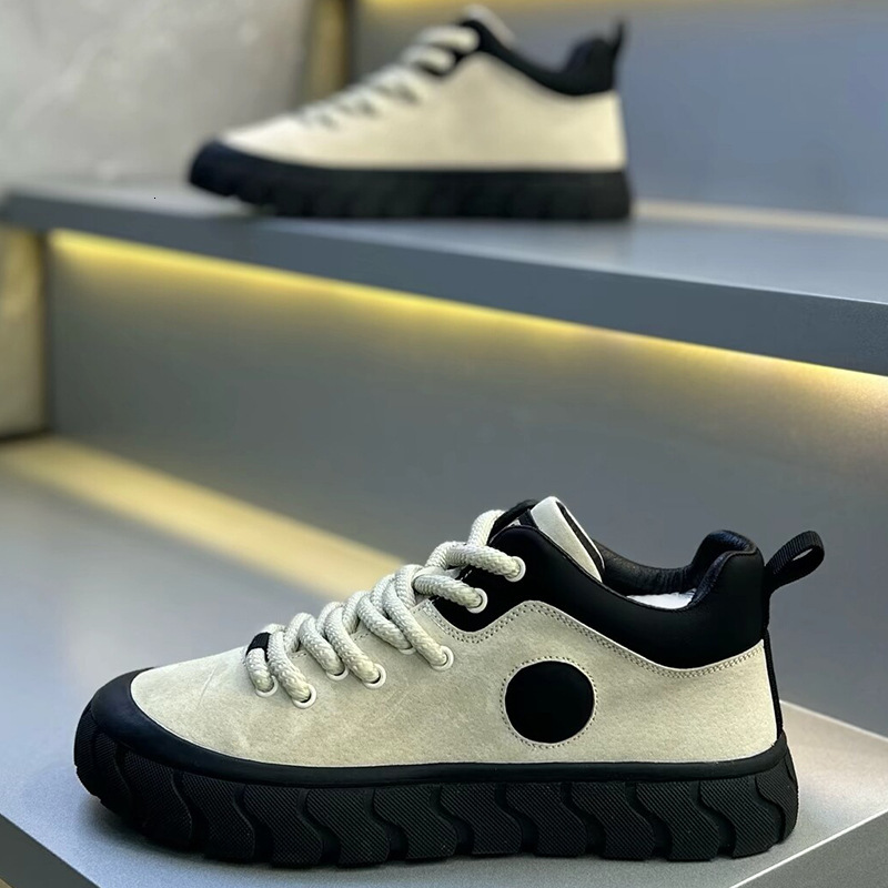 men's 2025 autumn and winter fashion versatile thick-soled Designer shoes low-top sneakers suede single-layer cotton lace-up Casual shoes casua