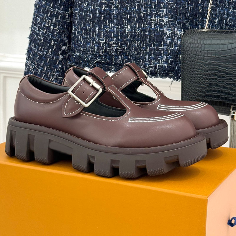 Remix Mary Jane Designer Mens Womens Retro T Shaped Buckle Mary Jane Shoes With Visible Thread Decoration Thick Toothed Sponge Sole British Style Co