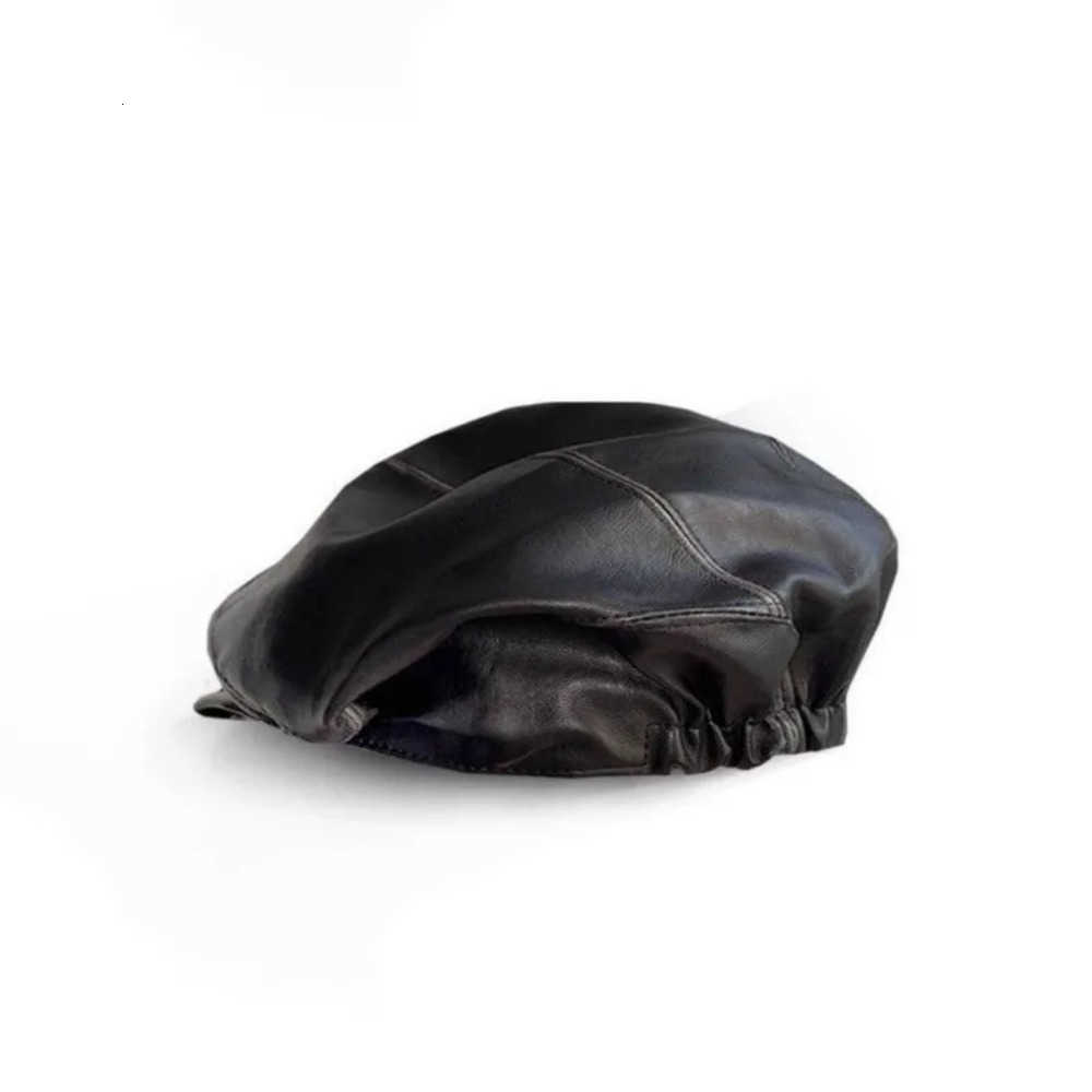 Spring New Rivet Punk Berets Style Leather Beret Women Hat Pleated Design Spice Girls Fashion Beret Trendy Ladies Cool Chic Beret Hat J260919