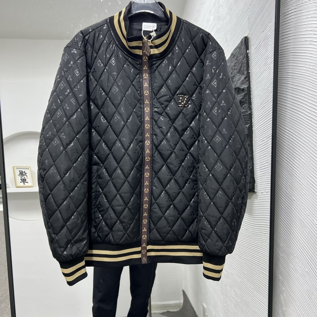 Stand-Up Collar Diamond-Patterned Jacket, Fashionable Men's Autumn/Winter New Style, Lettered Zipper, Ribbed Cotton Fabric, Solid Color, Trendy