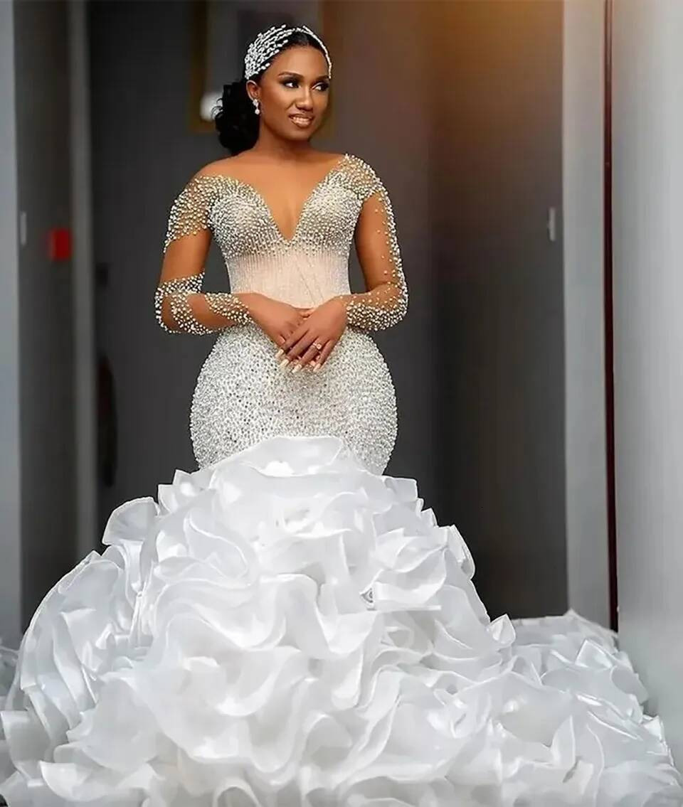 Ruffles Mermaid Wedding Dresses Sheer Long Sleeves Rhinestones Beaded Crystals Wedding Gowns For Black Women Plus Size Robe de Marriage