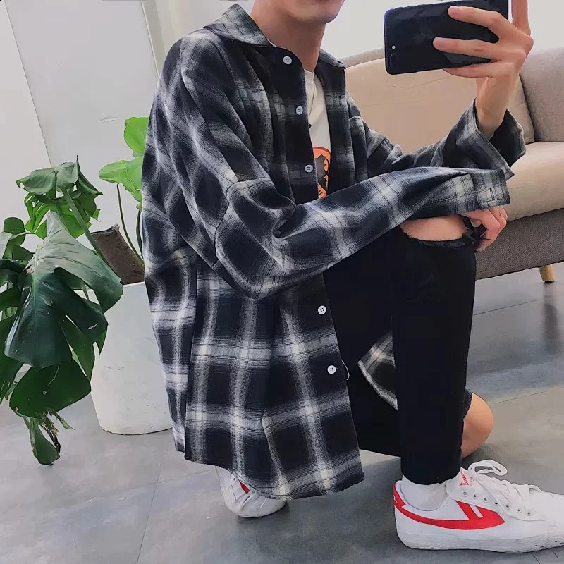 Retro Japanese Style Men's Long Sleeve Plaid Shirt Loose Korean Version Autumn Style Student Couple Outerwear Coat 260920