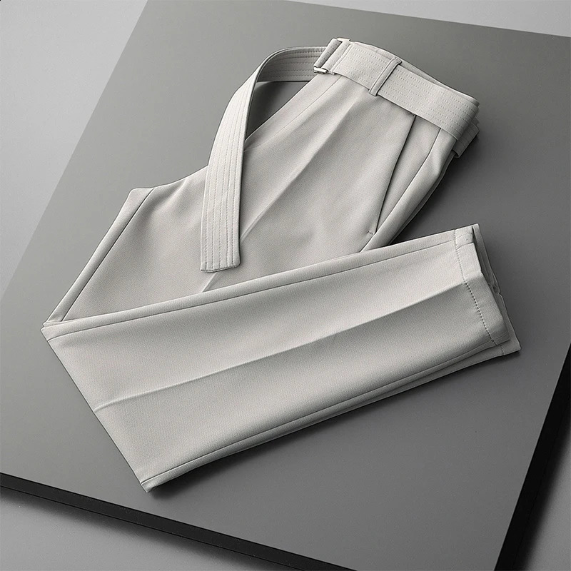 Abbigliamento da uomo y Pantaloni da completo con cintura larga drappeggiata per il tempo libero Pantaloni eleganti premium dritti abbottonati in ti