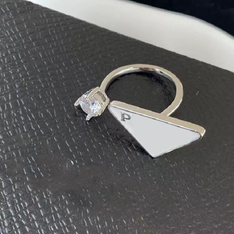Premium Designer Ring for Women Men Letter Design Luxury Rings Crystal Ring Elegant Rings Banquet Wedding Gift Jewelry