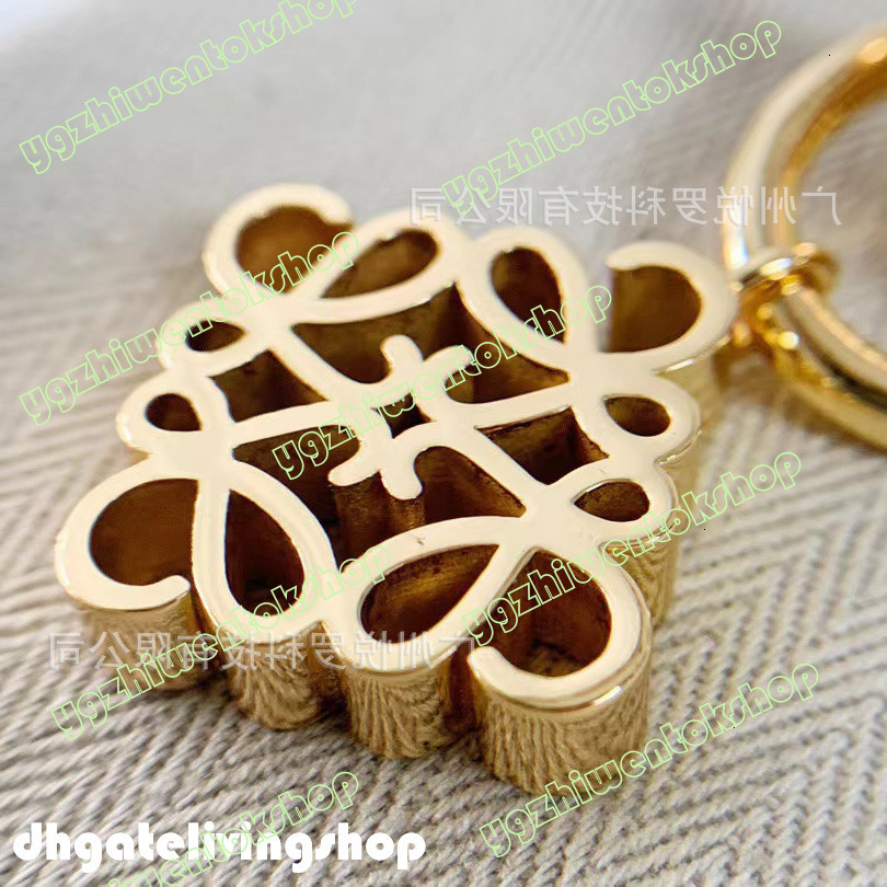 Jewlery Designer For Women Bracelet Men Bangle Necklace Mooncake-Themed Knot Design Hollowed-Out Clavicle Chain