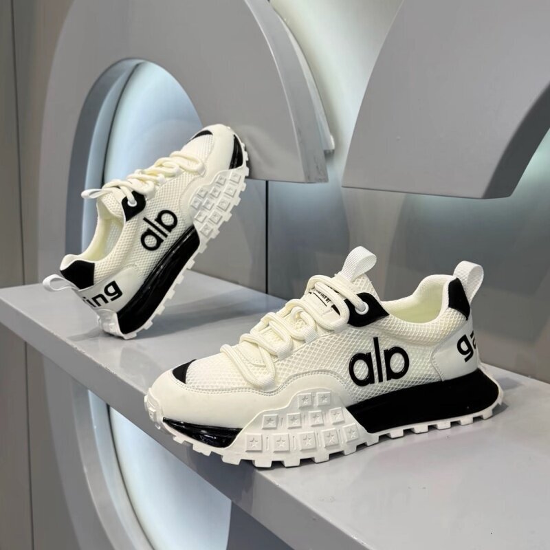 Men's 2026 Summer Lightweight Breathable Mesh Designer Thick Non Slip Trendy Soft Soled Sports Shoes Casual shoes for Men