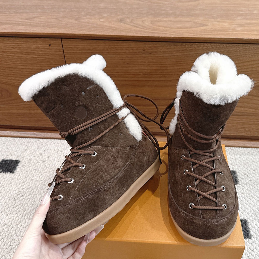 Yeti Boot Luxury Designer Suede Calf Leather Boots 1AIZNT Comfort Lace Up Womens Ankle Boot Warm High Quality Brand Autumn Winter Boots Shearling Li