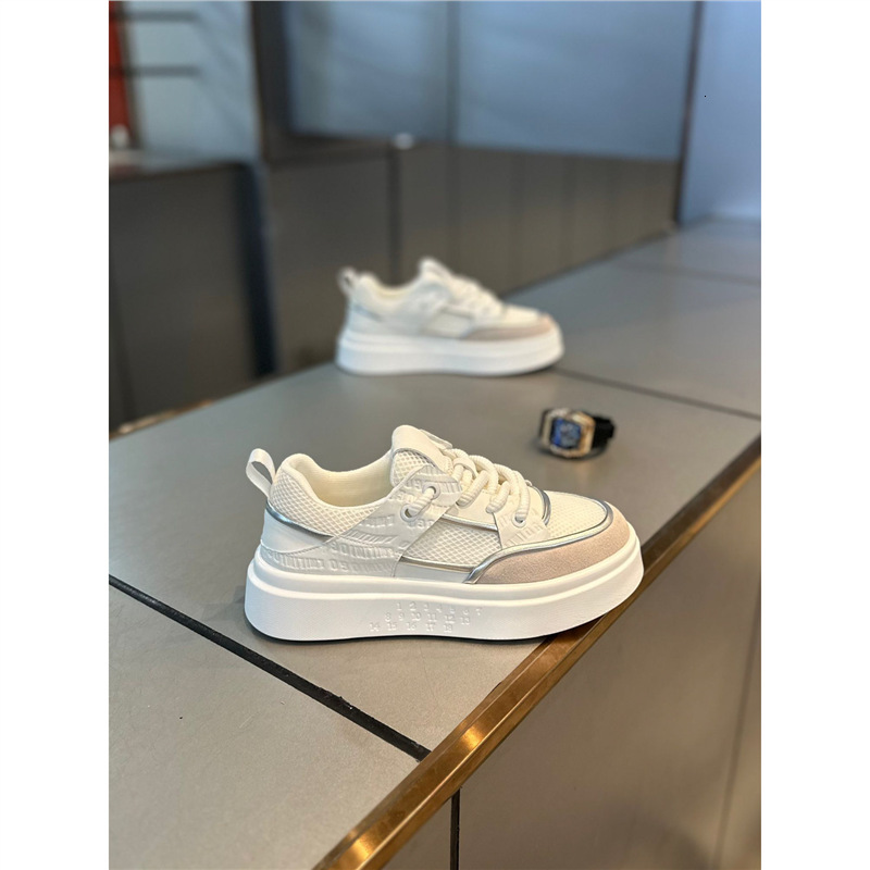 Casual shoes 2024 Summer New Casual Breathable Mesh Designer shoes Daily Shoes Korean Style Trendy Men's Thick-Soled Low-Top Sneakers