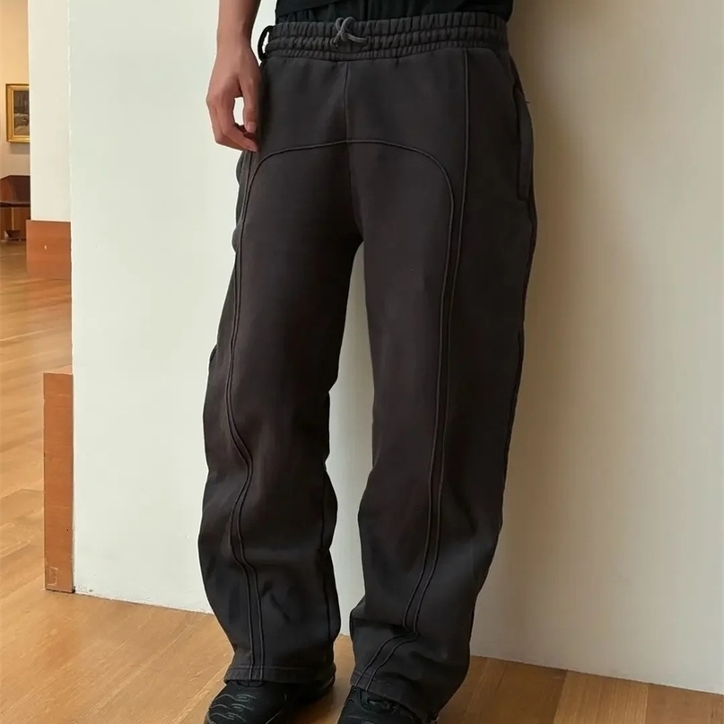 American Harajuku Retro Splicing Oversized Sweatpants Men Personalized Streetwear High Street Trendy Straight Casual Pants 260917