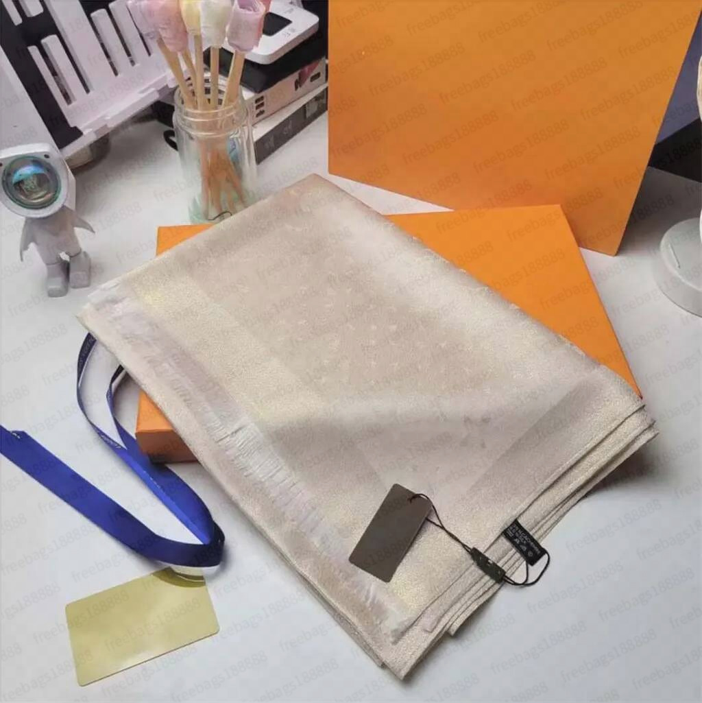 Classic Women Man Designer Scarf fashion brand 100% Scarves For Winter and mens Long Wraps Cashmere thick Womens Soft Shawl With Box