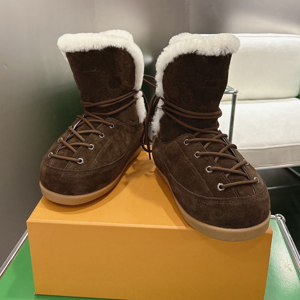 Yeti Boot Womens Designer Snow Boots 1AIZNT Fashion Suede Calf Leather Shearling Boot Luxury Warm Lace Up Ski Boots Brand Autumn Winter Boot Rubber