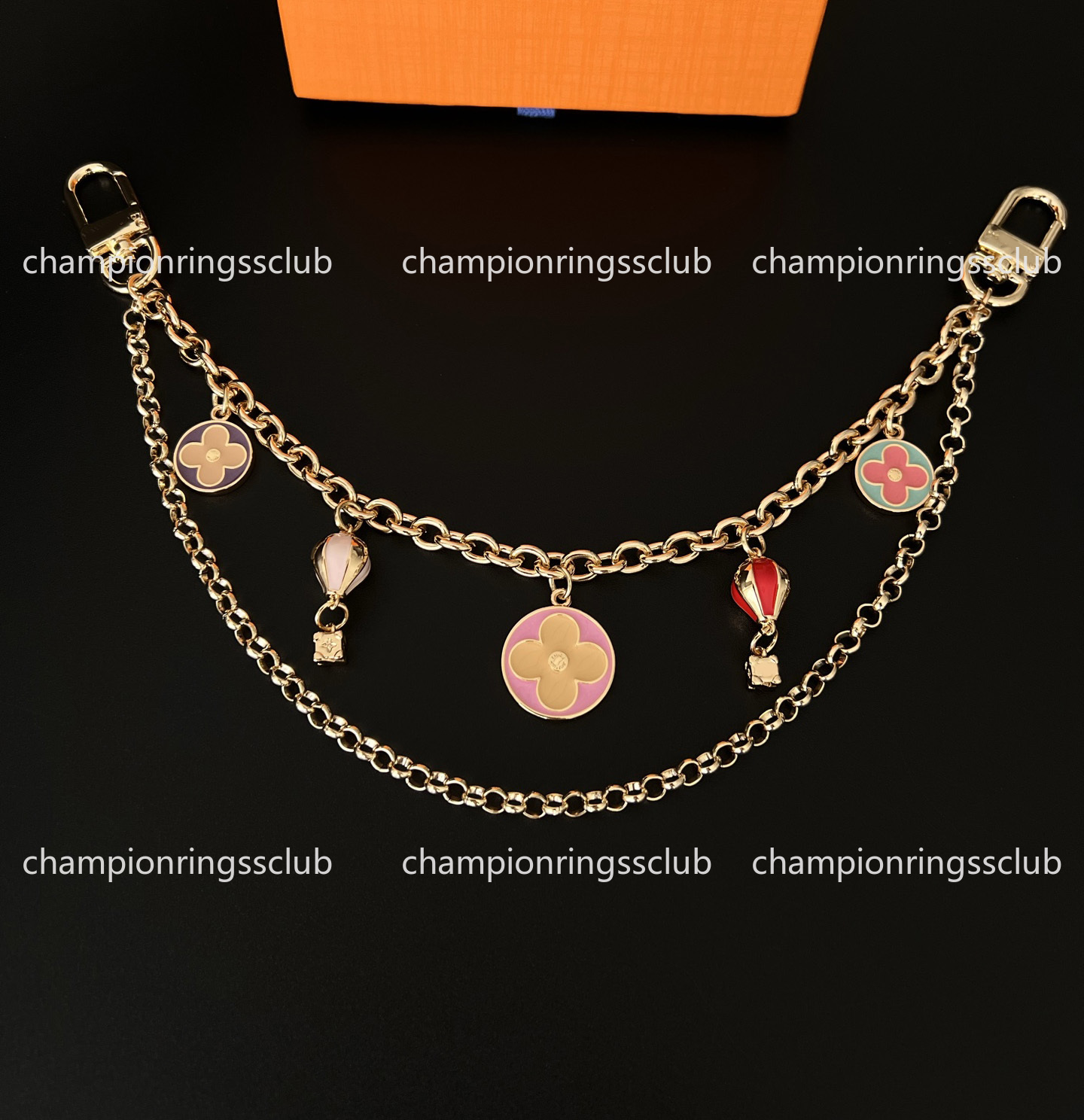 Designer Keychain Luxury Clover Bag Charm Hot Balloon Double Chain Lanyards Purse Car Keychain Keyring For Women Designer Jewelry Bag Accessory Coup