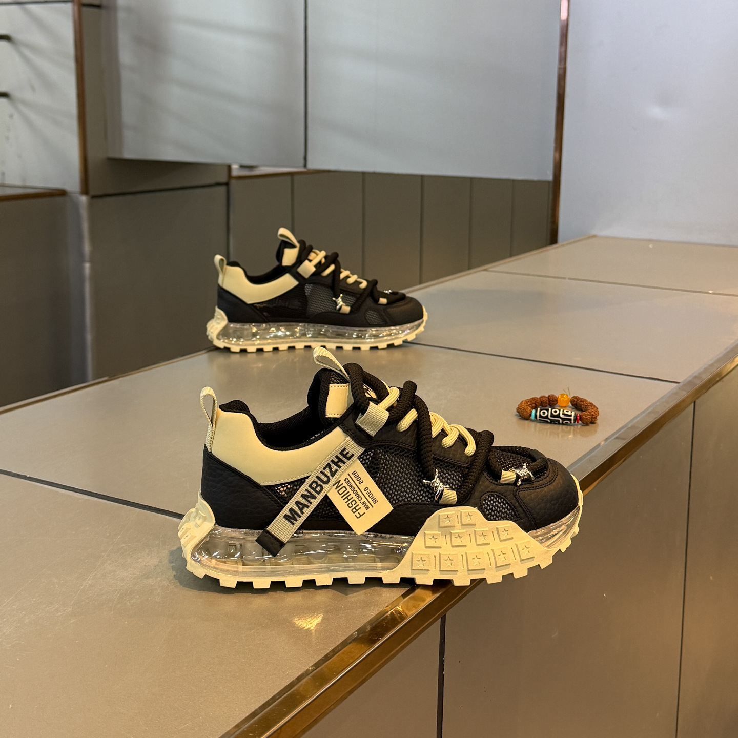 High-end 2026 color-blocked fashion Casual shoes versatile trendy men's shoes, casual Designer shoes style, new spring-summer collection