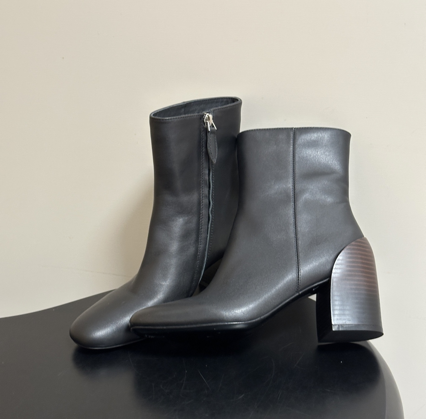 Designer Womens Dress Shoes Luxury Leather Ankle Boots Square Toe Block Heel Minimalist Fashion Short Boots Elegant Vintage Party Daily Booties