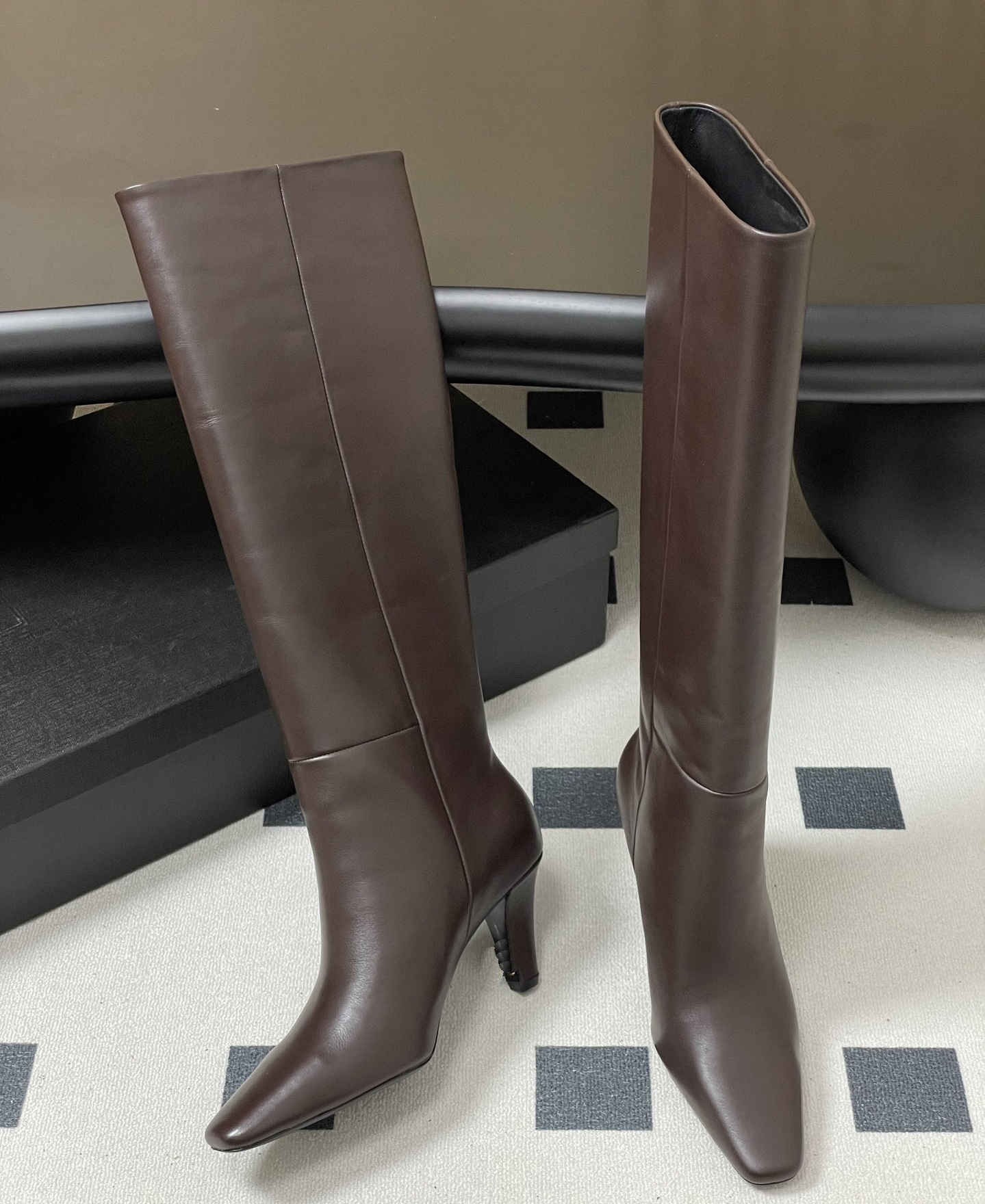 Designer Womens Dress Shoes Luxury Fashion Cow Suede Women Knee High Boots Pointed Toe High Heels Western Long Boots 34-41