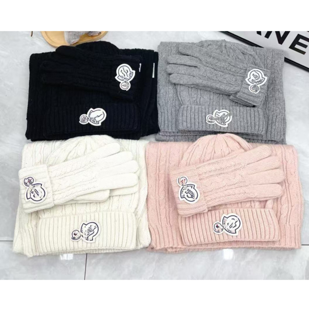 Monclly summer hat designer monclairity baseball cap woman casquette gorras High-quality fine cable knit wool scarf hat and gloves three-piece set 2