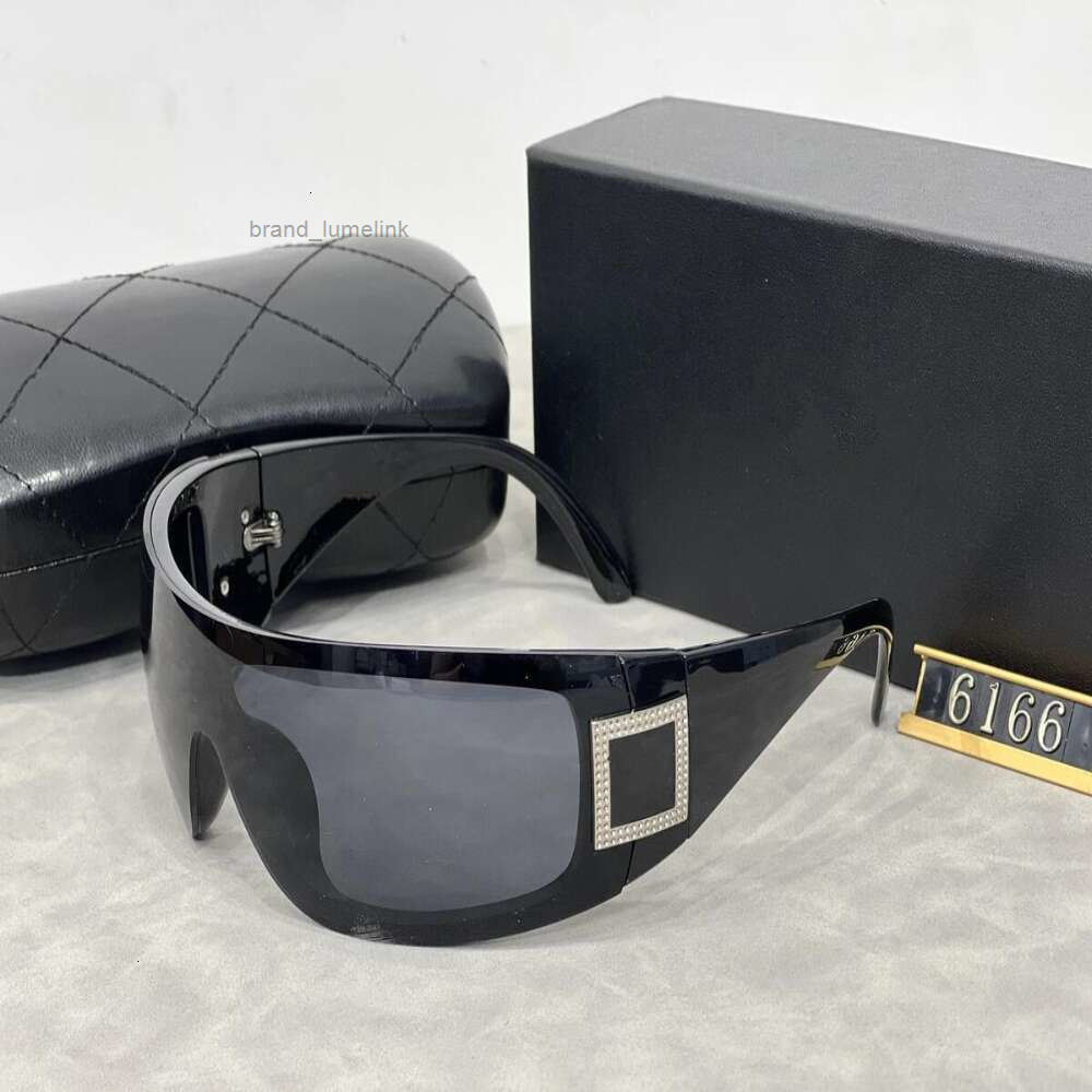 Designer Sunglasses Women For Men Colorful Leisure Style Goggles Anti-Ultraviolet Retro Fashion Eyewear Metal Oval Full Frame Glasses Random Box