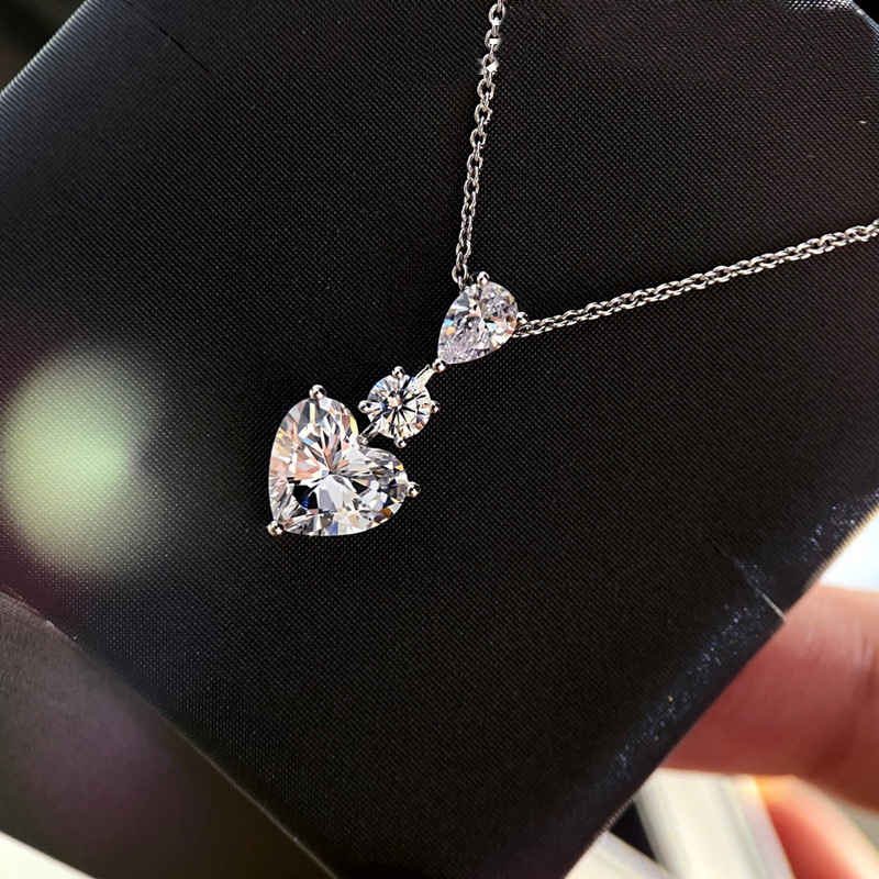 Pendant Necklace 2021 Heart Cut 3Ct Moissanite Pendant 100% Real 925 Sterling drop Silver Wedding Pendants Necklace For Women Bridal Choker Jewelry