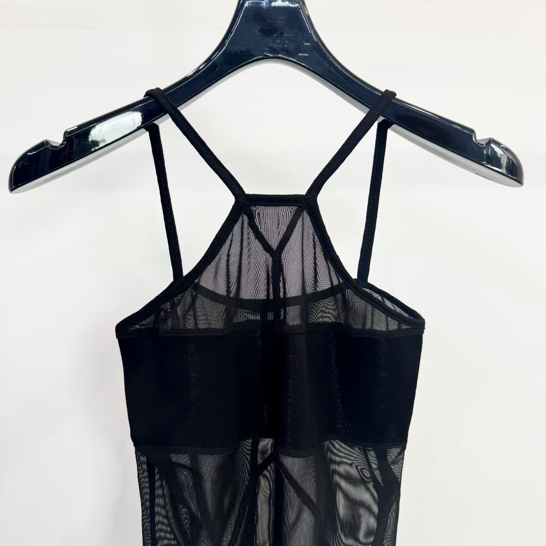 New style Dark style spaghetti strap niche unique slim sexy pure desire design slim fit elegant hot girl sleeveless top