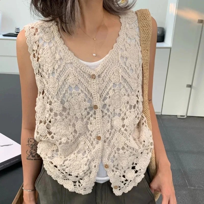 Embroidered Floral Crochet Vest for Women Hollowout Open Knit Sleeveless Cardigan Boho Summer Festival Outfit 260920