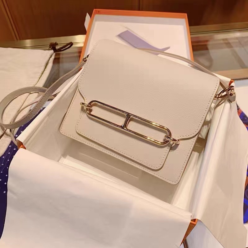 40VQQLuxury Brand Fashion Women's Fashionable Printed Handbag Versatile And Elegant Single-Shoulder Crossbody For Middle Tote Bag Designer Bags