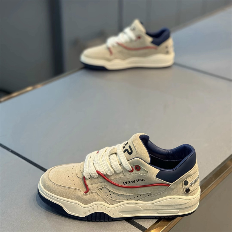 The same style on and new spring model, comfortable lace-up versatile casual sneakers, soft-soled low-top Casual shoes trendy men's sports Desi