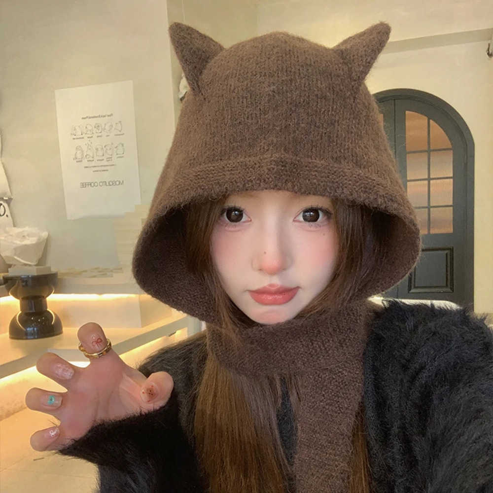 of Berets Korean The Version Niche Scarf Knitted Balaclava Hat Women's Autumn and Winter Warm Versatile Retro Christmas Red Wool Cap J260919