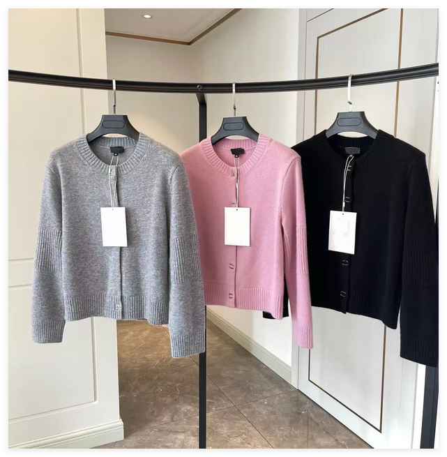 25SS designer new style women's knitted cardigan sweater letter button decoration spring and summer high quality women's top, Asian size S